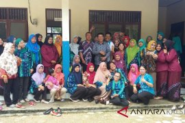 Puluhan Guru TK Tabalong Mengadu Ke Dewan