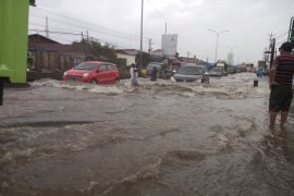 Atasi banjir pantura, BBWS Pemali Juwana pasang penyedot air