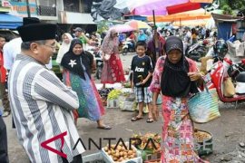 Bupati HSS Sidak Pantau Harga Sembako