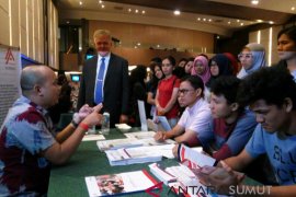 Perguruan tinggi AS pameran di Medan