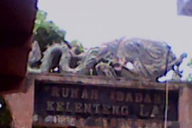 Warga Tionghoa doakan Imlek berikan kedamaian