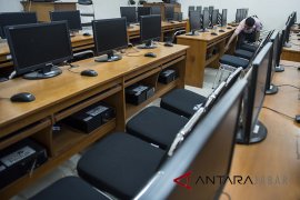 213.078 siswa SMA Jabar ikuti UN