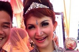 Polisi tetapkan Roro Fitria tersangka narkoba