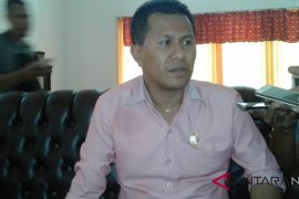 DPRD Kupang minta PT GIN hentikan penambangan garam