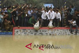 Menteri PDT resmikan embung air di Musi Rawas