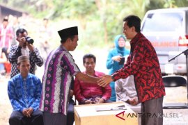 Bupati Hadiri Serah Terima Jabatan Kades Ranggang Dalam