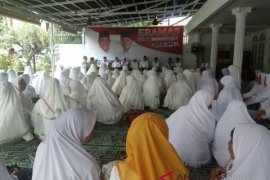 Shalawat Badar membahana melepas Paslon ERAMAS