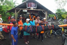 Jenazah Pendaki Gunung Raung Dievakuasi di Kalibaru