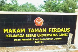 "Taman Firdaus" salah satu  cara Unja jaga silaturahim