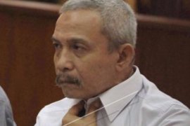 Bupati Batubara nonaktif diancam empat tahun penjara