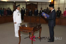 Gubernur Pastika lantik Penjabat Bupati Gianyar