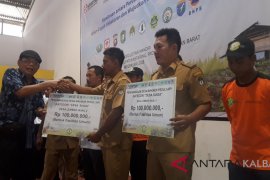 Sinar Mas kembali berikan penghargaan kepada delapan desa