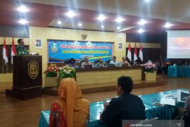 Pemkab Situbondo Sosialisasi Perlindungan TKI Kepada Kades (Video)