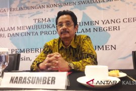 Larangan Kresek Bertentangan Dengan UU Perlindungan Konsumen