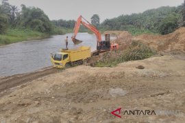 Galian C liar beroperasi di Labusel