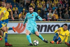 Las Palmas tahan imbang Barcelona