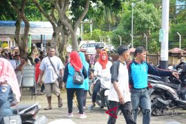 Masyarakat Lingga antusias ikuti operasi katarak gratis