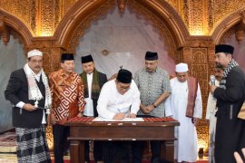 Pemprov Jabar hibahkan 1.568 meter tanah untuk Masjid Harakatul Jannah