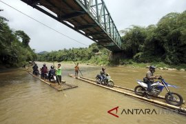 Jasa Penyeberangan Sungai