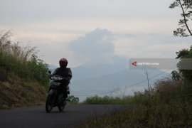 Menurut BNPB tidak Mengkhawatirkan Aktivitas Gunung Ijen