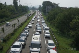 Rekayasa lalu lintas Purbaleunyi selama arus mudik
