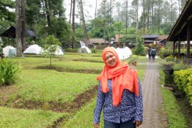 Obech Rafting Pacet, tidak Sekadar Arung Jeram (Video)