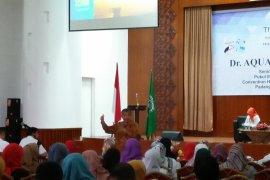 Motivator sebut penguatan komunikasi sebagai kunci peningkatan kinerja pegawai