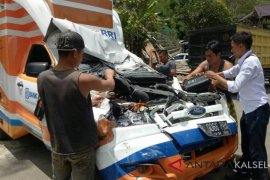 Mobil Teras Keliling BRI Alami Laka Tunggal