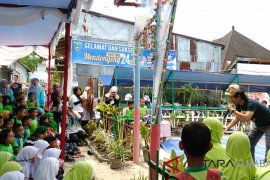 Dongeng mempengaruhi perilaku anak ketika dewasa