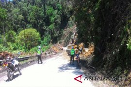 Polisi Singkil patroli rawan longsor di Subulussalam