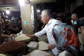 Mendag minta Bappebti tuntaskan SEB ICDX