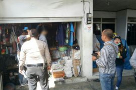 Ayah Dua Anak Gantung Diri Dengan Tali Jemuran