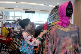 Produk UKM di Palembang Fashion Week Page 1 Small