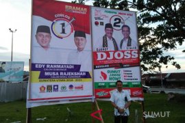 KPU Gunungsitoli minta warga tidak merusak APK