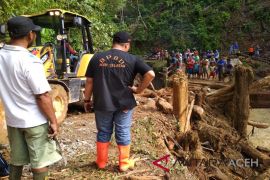 Kerusakan infrastruktur akibat banjir Aceh Selatan miliaran
