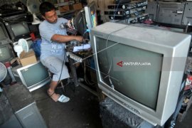 Ternyata Orang Indonesia Suka Jual Barang Bekas Demi Uang Tambahan