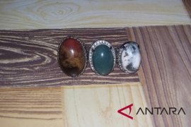 Pedagang batu akik Jembrana-Bali optimistis