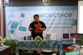 Dandhy pembuat film Sexy Killers dilepas polisi tapi tetap tersangka, begini penjelasannya