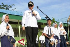 Ibnu Sina haruskan siswa belajar antara Maghrib-Isya