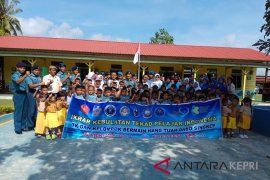 Anak-anak TK Hangtuah Dabosingkep ikrar antinarkoba