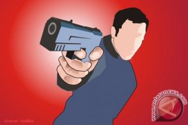 Tiga orang polisi tewas ditembak