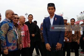 Kata Jokowi JIIPE tuk Kejar Ketertinggalan Daya Saing RI (Video)
