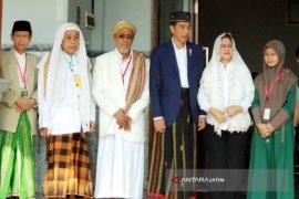 Jokowi Minta Masukan Ponpes  (Video)