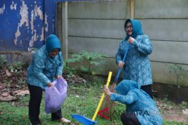 "Babarasih" Memperingati Hari Peduli Sampah 2018