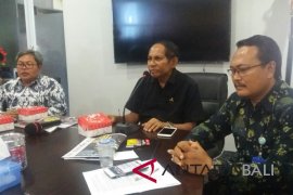 Rektor Unwar tak 'alergi' terima kritik media