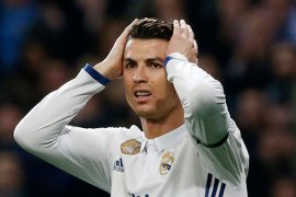 Dua Gol Cavani Singkirkan Portugal