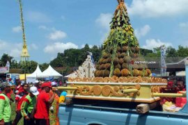 Festival dan Sedekah Bumi Durian Jember