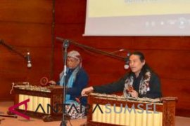 Tembang Macapat Dandanggula hipnotis masyarakat  Maroko