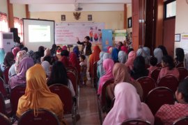 Roslina: Atur Penggunaan Gawai Pada Anak