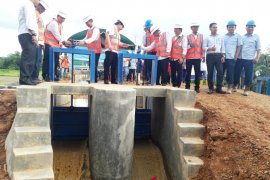 Penyelesaian Proyek Bendung Pitap terkendala lahan